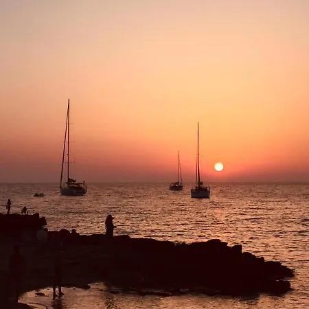 Antica Casa Tabarkina Feriehus *